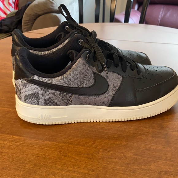 Nike Other - Nike Air Force 1 Snakeskin